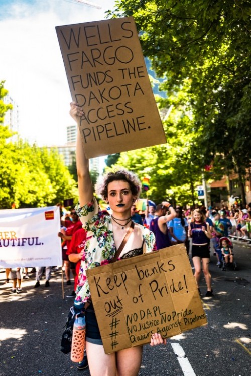 2017-Seattle-Pride-Parade_Web-Res-Credit--Nate-Gowdy-262.jpg